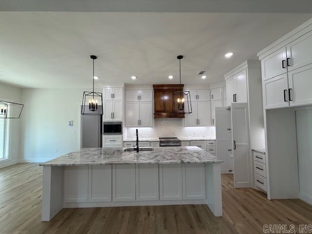 35 Elrod Drive Greers Ferry, AR 72067