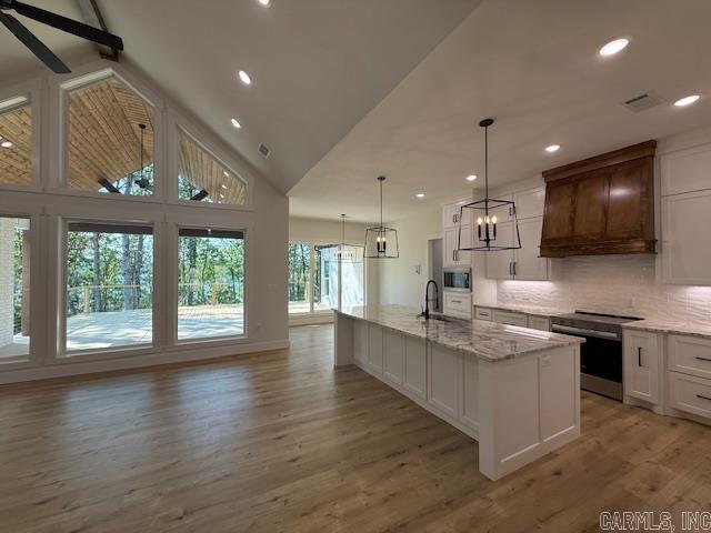 35 Elrod Drive Greers Ferry, AR 72067