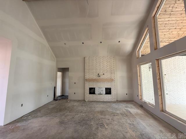 35 Elrod Drive  Greers Ferry, AR