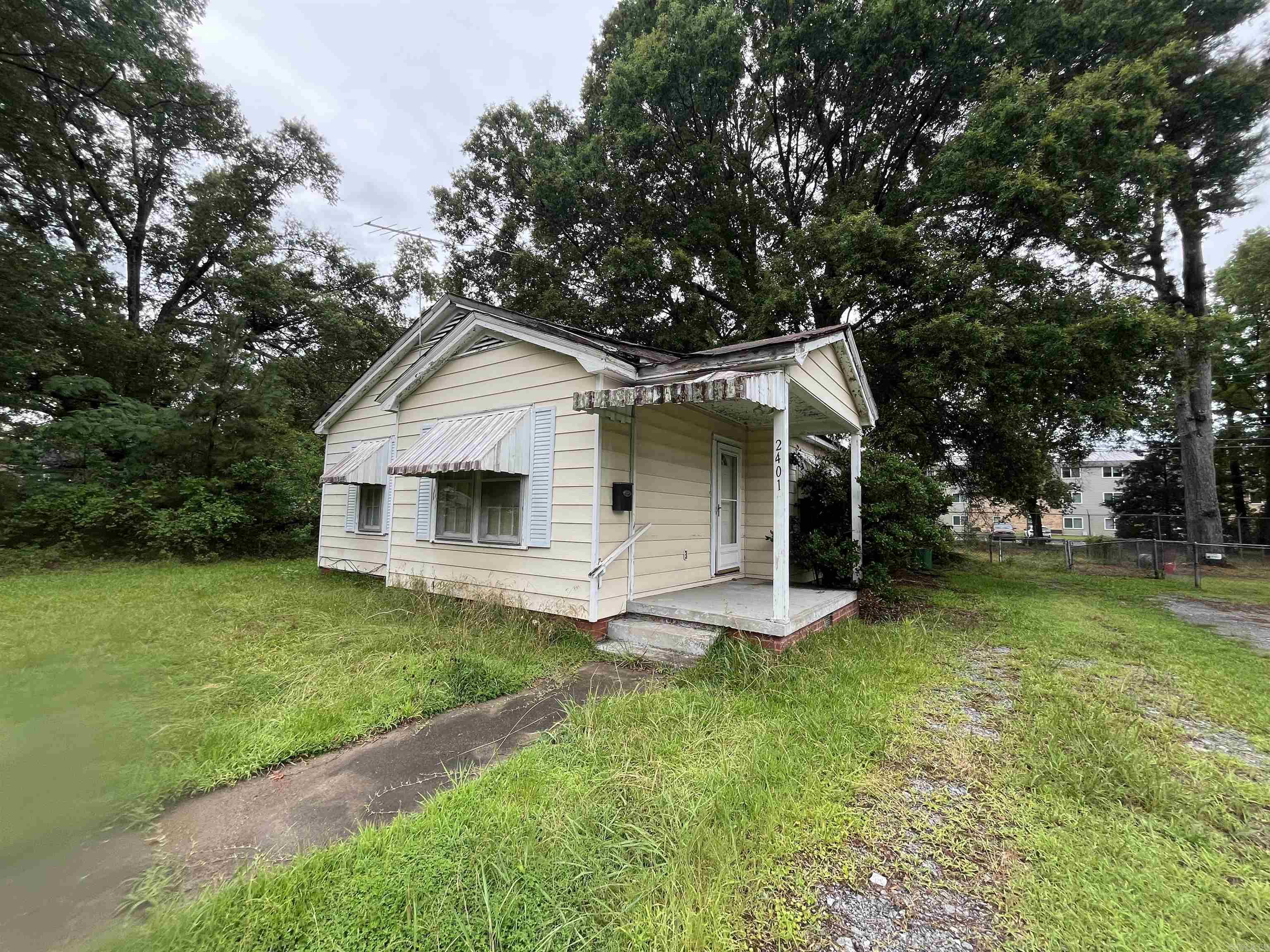 2401 W 24th  Pine Bluff, AR