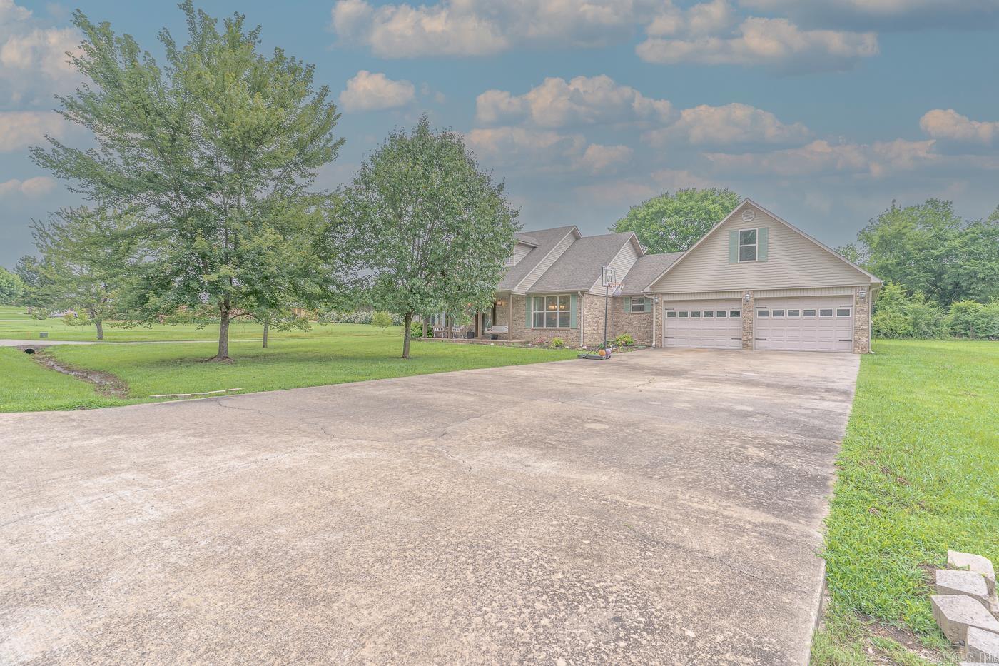 2 Deer Run  Clarksville, AR