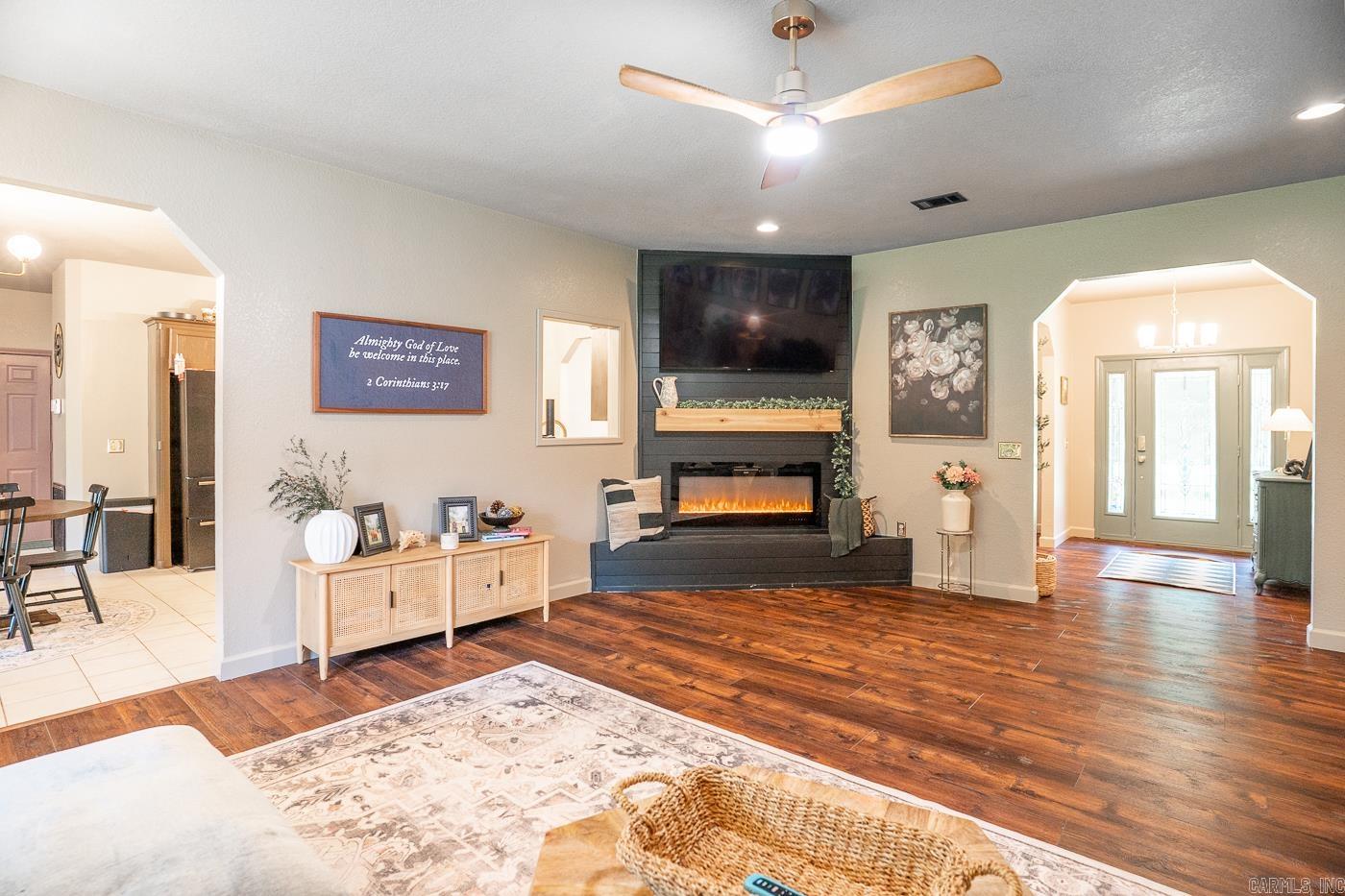 2 Deer Run  Clarksville, AR