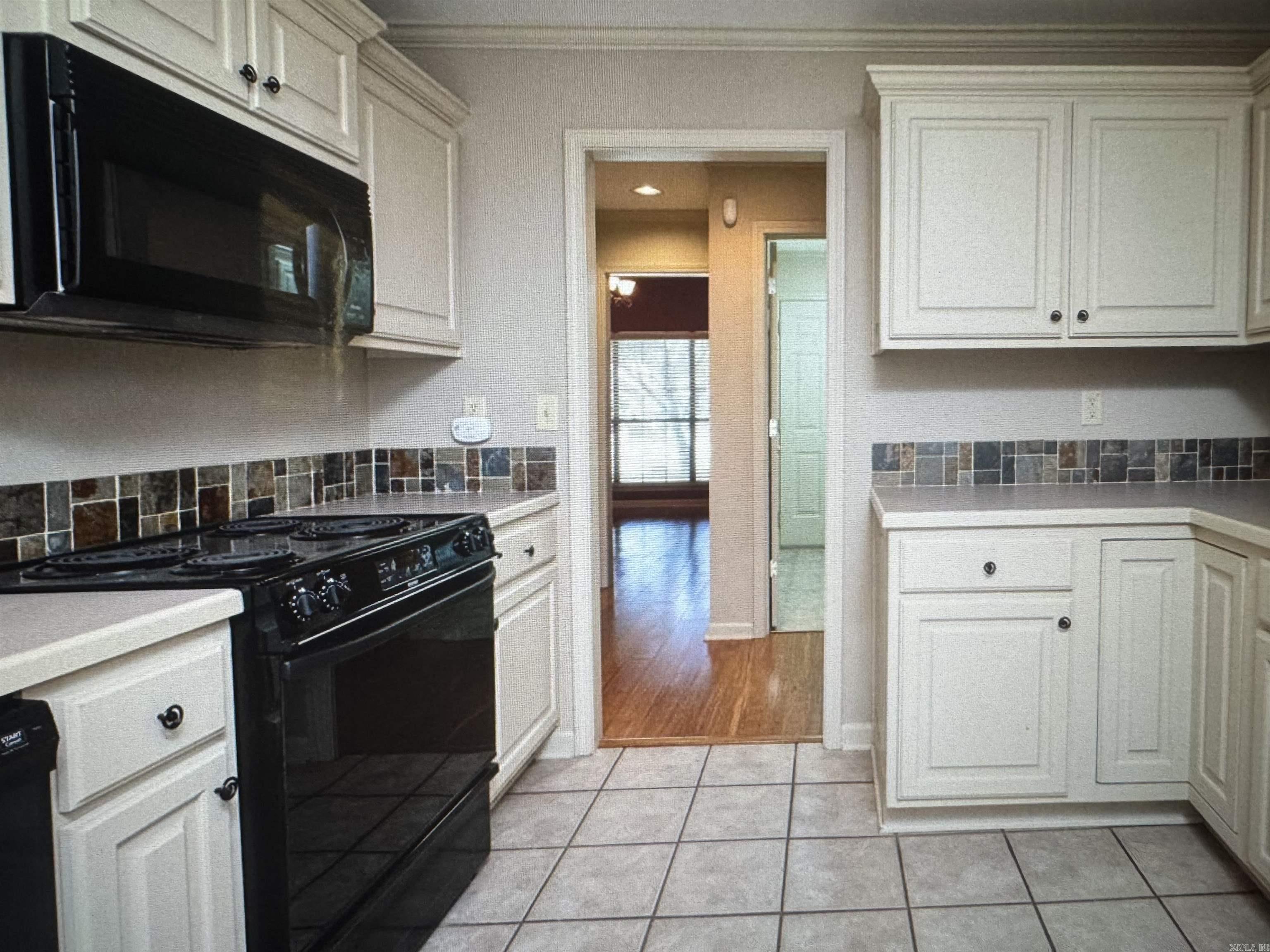 27 WEDGESIDE DR  Little Rock, AR