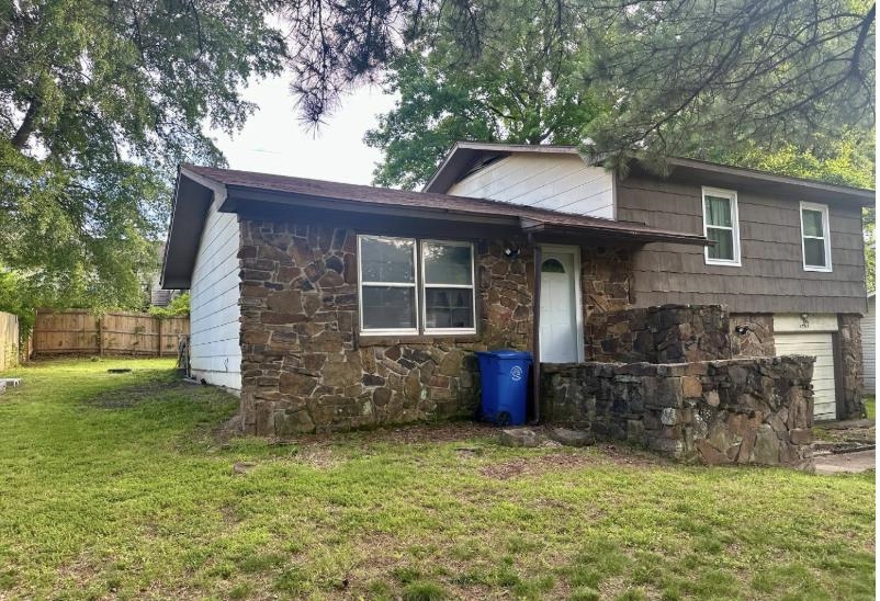 1703 W Oak Ave  Jonesboro, AR