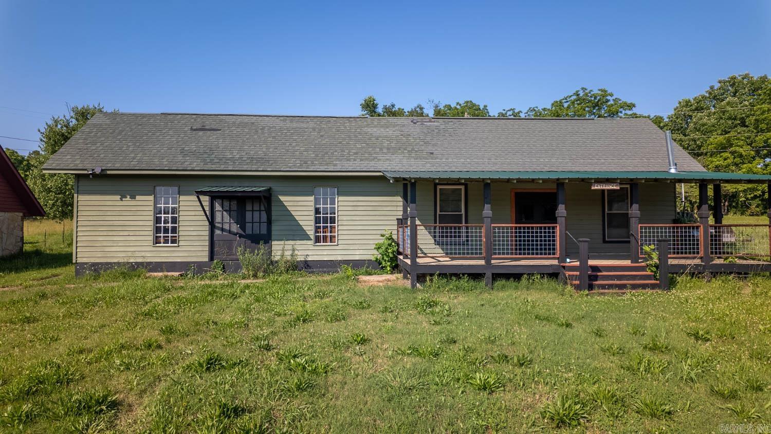 2516 US Highway 63  Hardy, AR