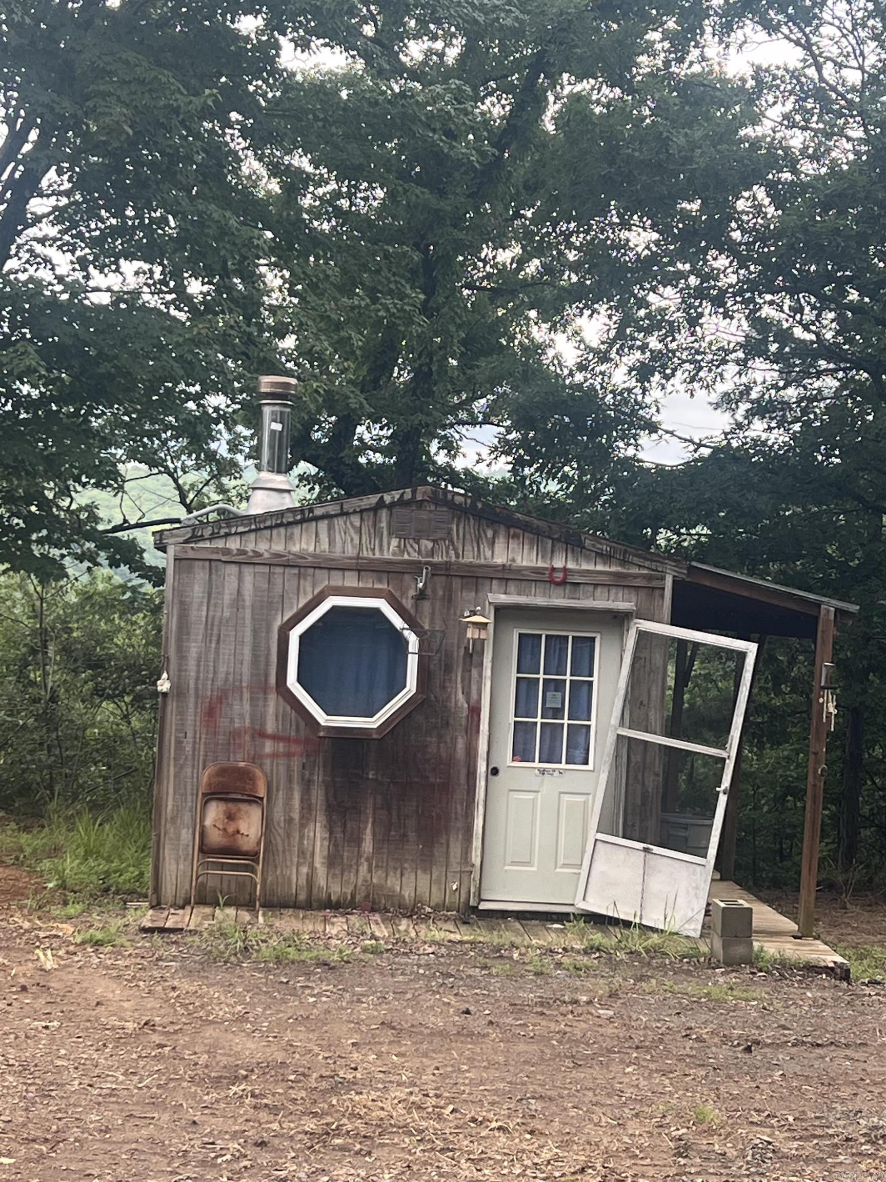 3632 Oyler Road  Clinton, AR