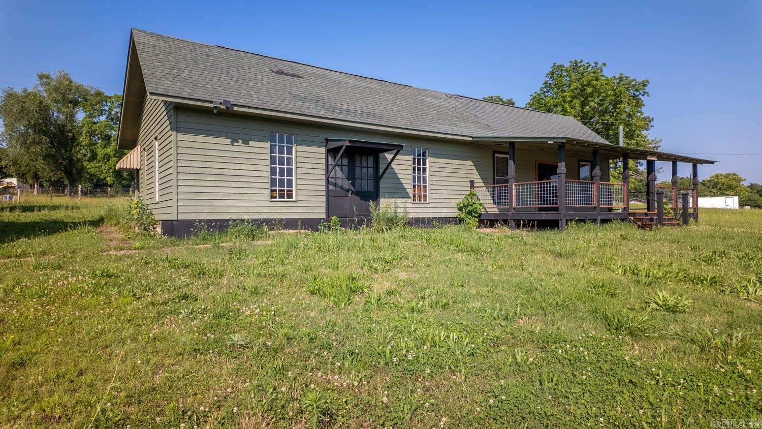 2516 US Highway 63  Hardy, AR