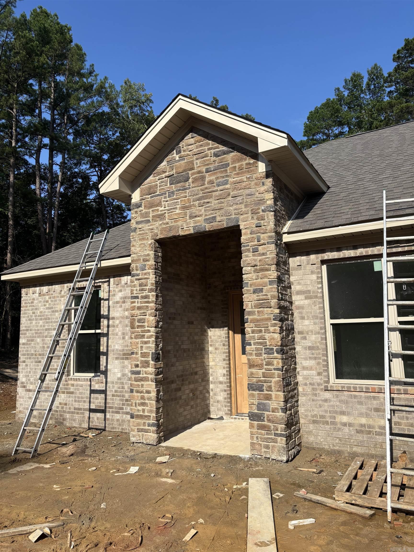 24 Brilliante Ln  Hot Springs Village, AR
