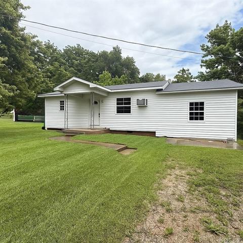131  N Pine Street  Salem, AR