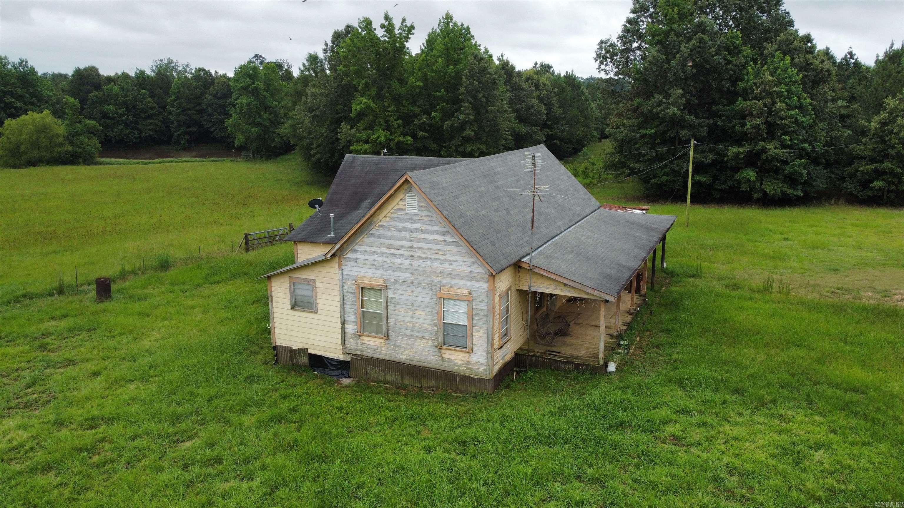 1613 N Bradley 8  Banks, AR