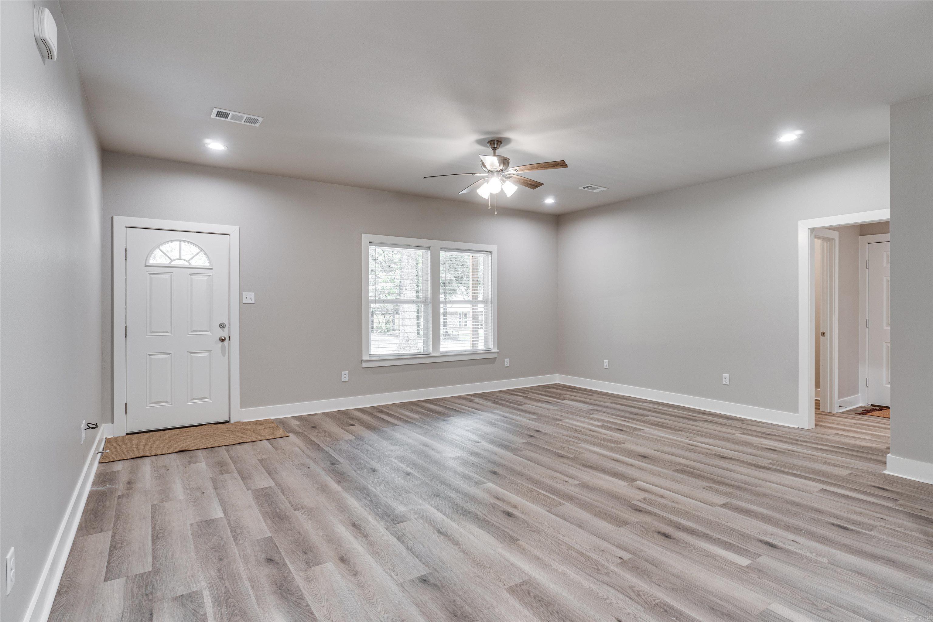 1906 Hutto  Conway, AR