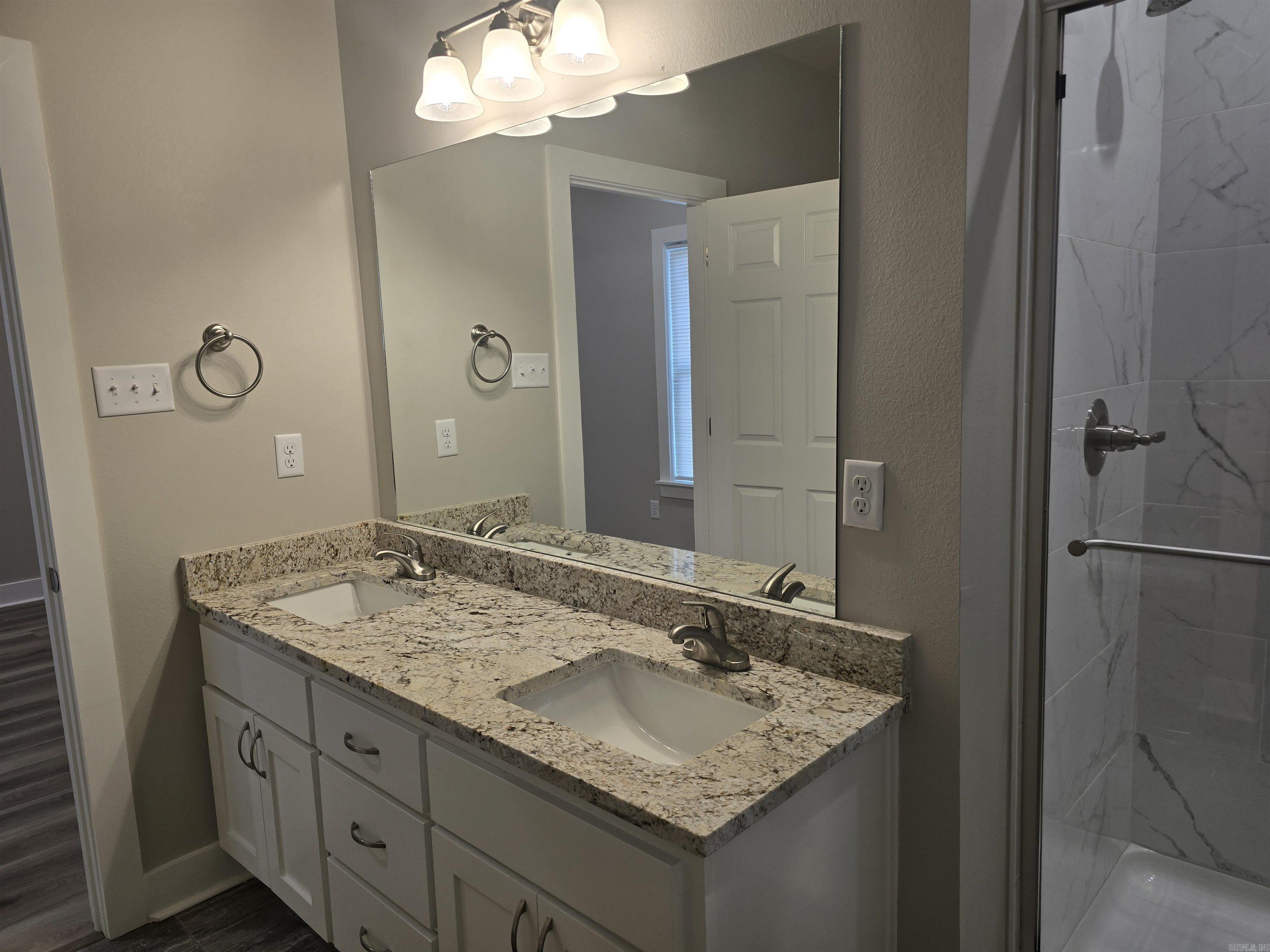 1906 Hutto  Conway, AR