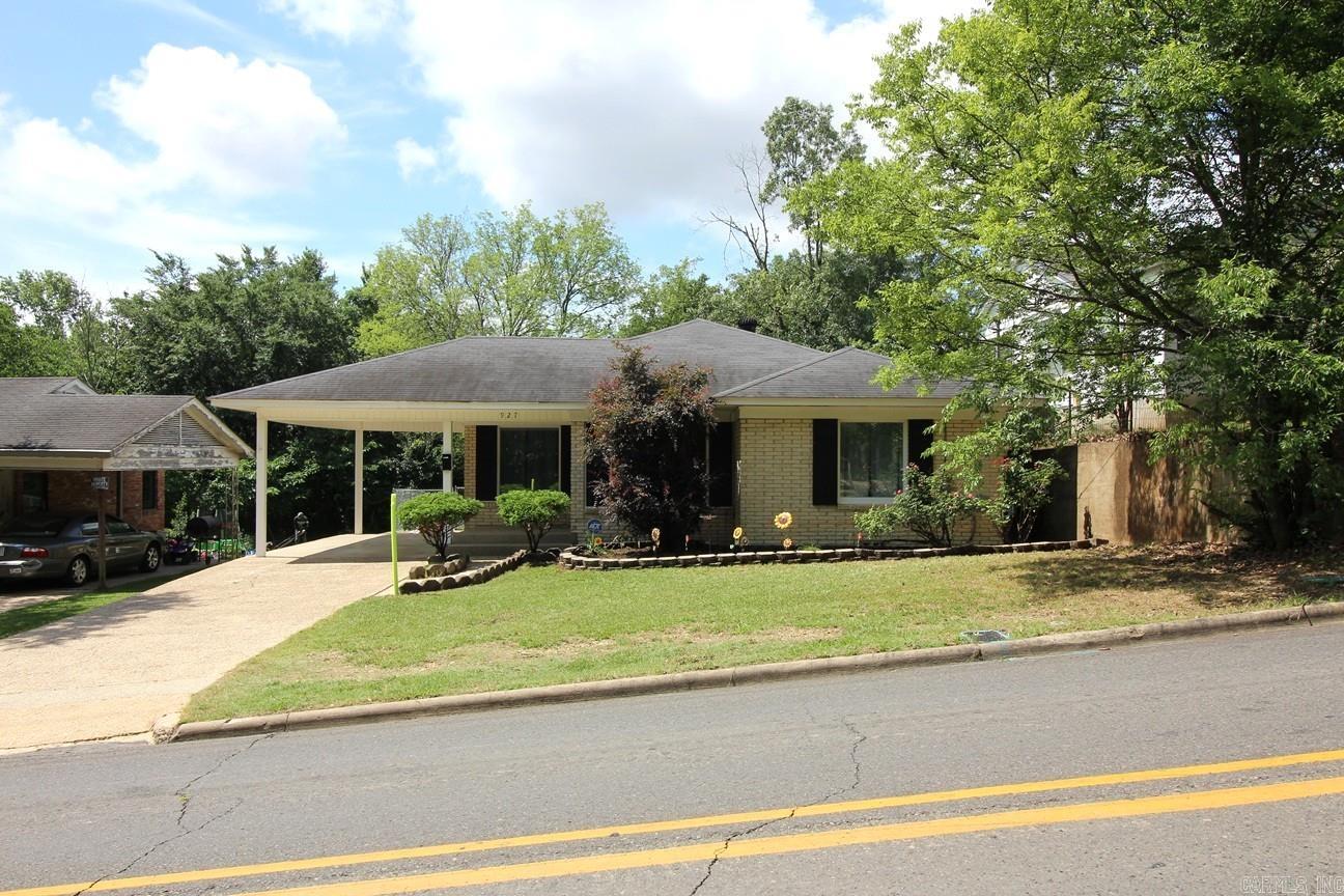 927 Greenwood  Hot Springs, AR