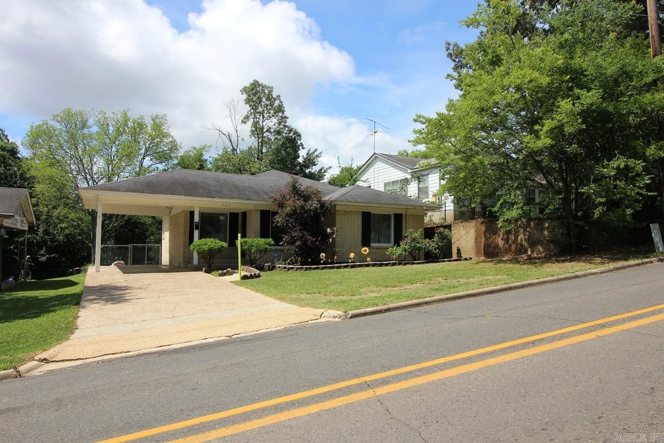 927 Greenwood  Hot Springs, AR