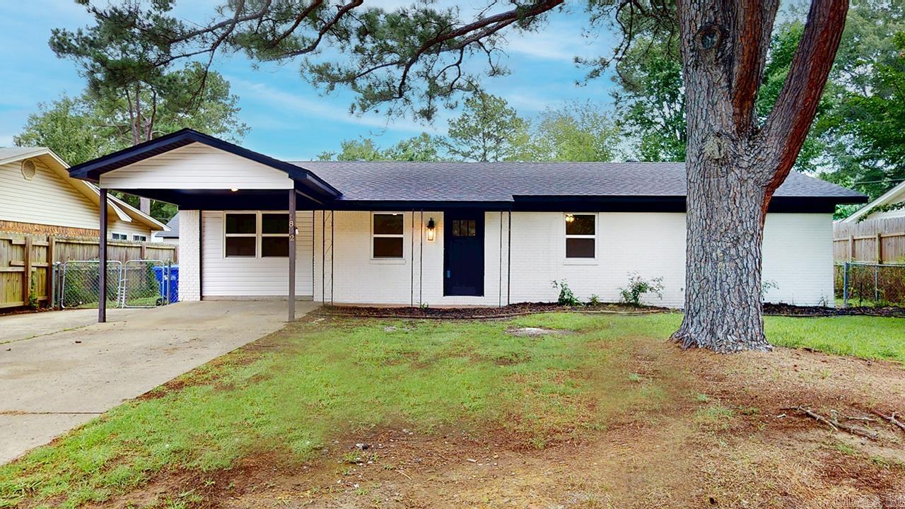 18 1/2 Woodlawn  Conway, AR