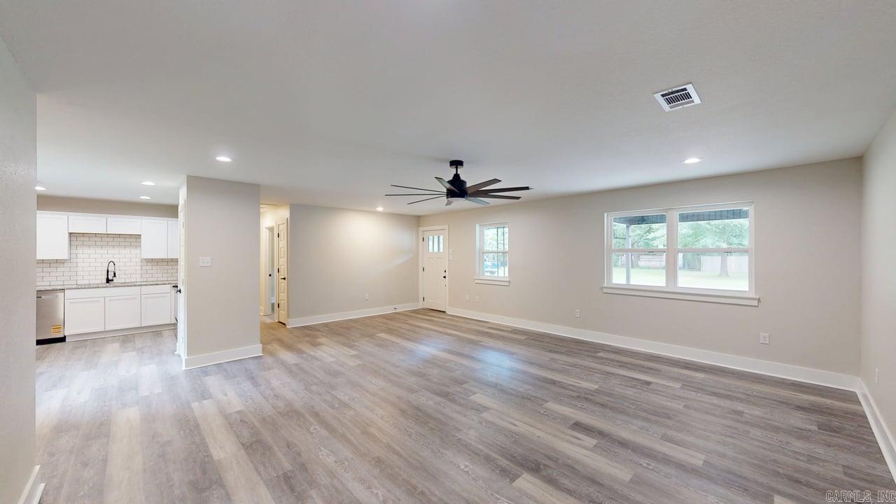 18 1/2 Woodlawn  Conway, AR