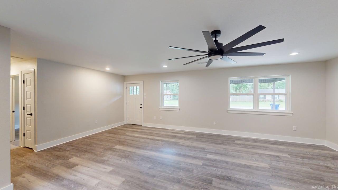 18 1/2 Woodlawn  Conway, AR