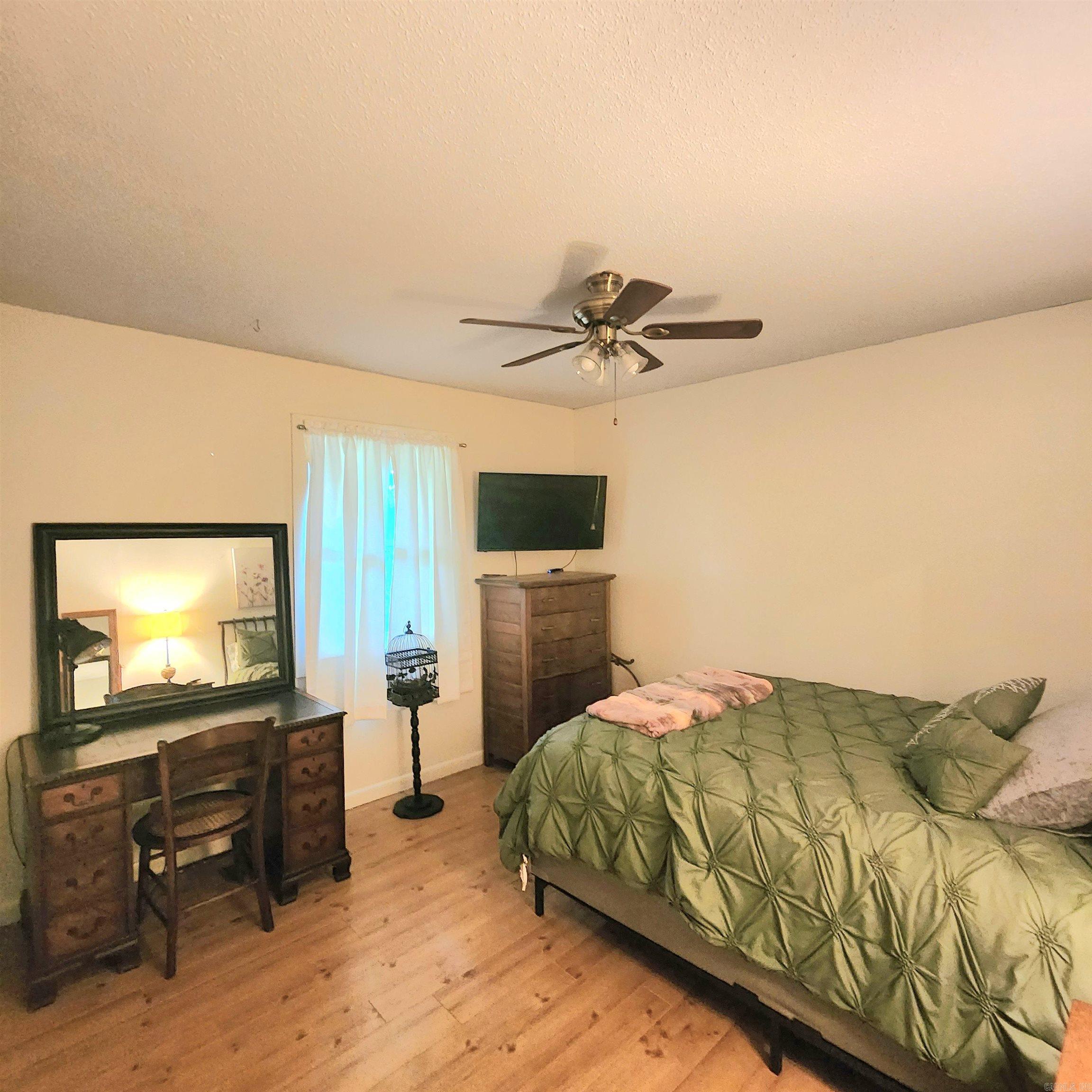 1407 W Front  Heber Springs, AR