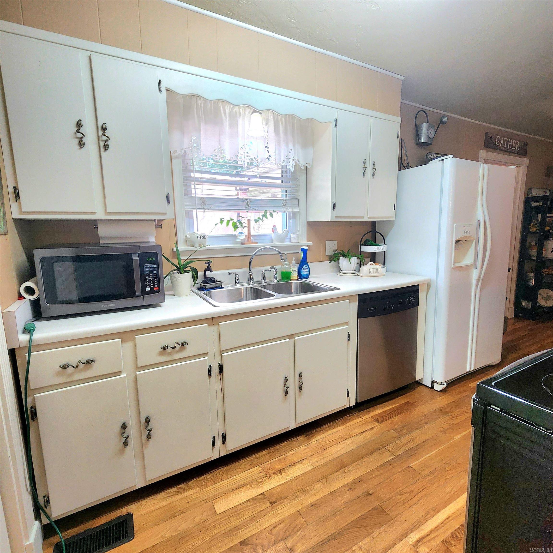 1407 W Front  Heber Springs, AR