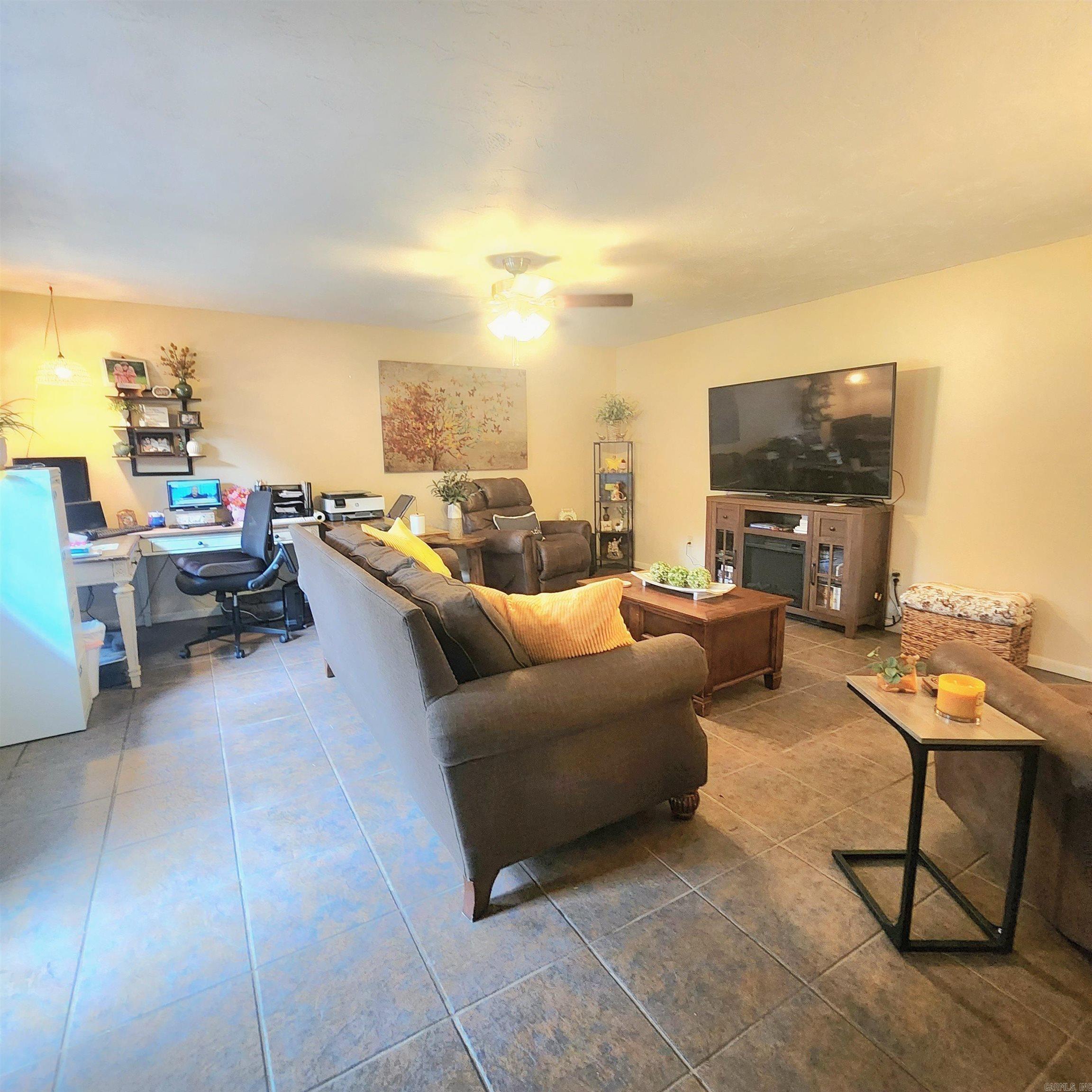 1407 W Front  Heber Springs, AR