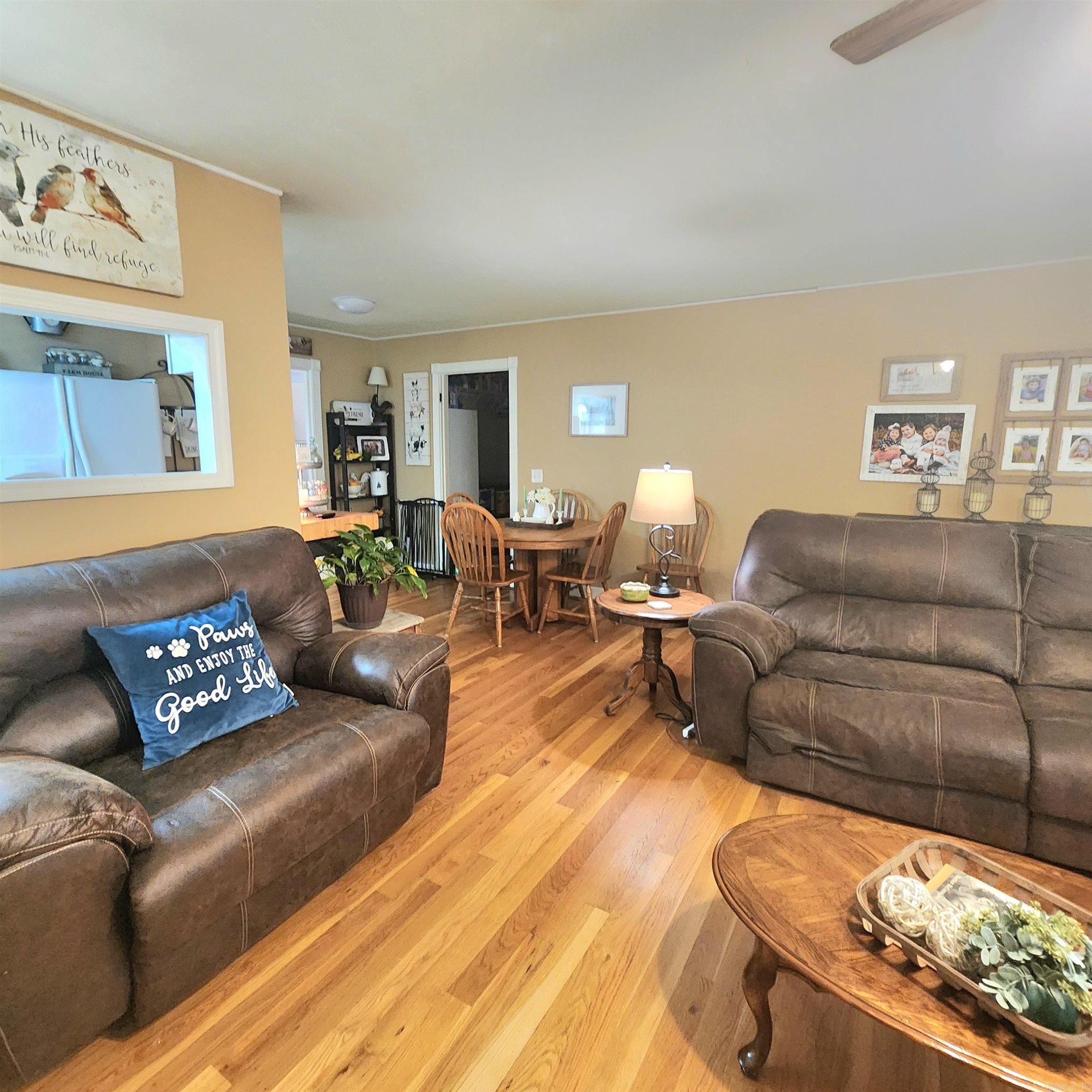 1407 W Front  Heber Springs, AR