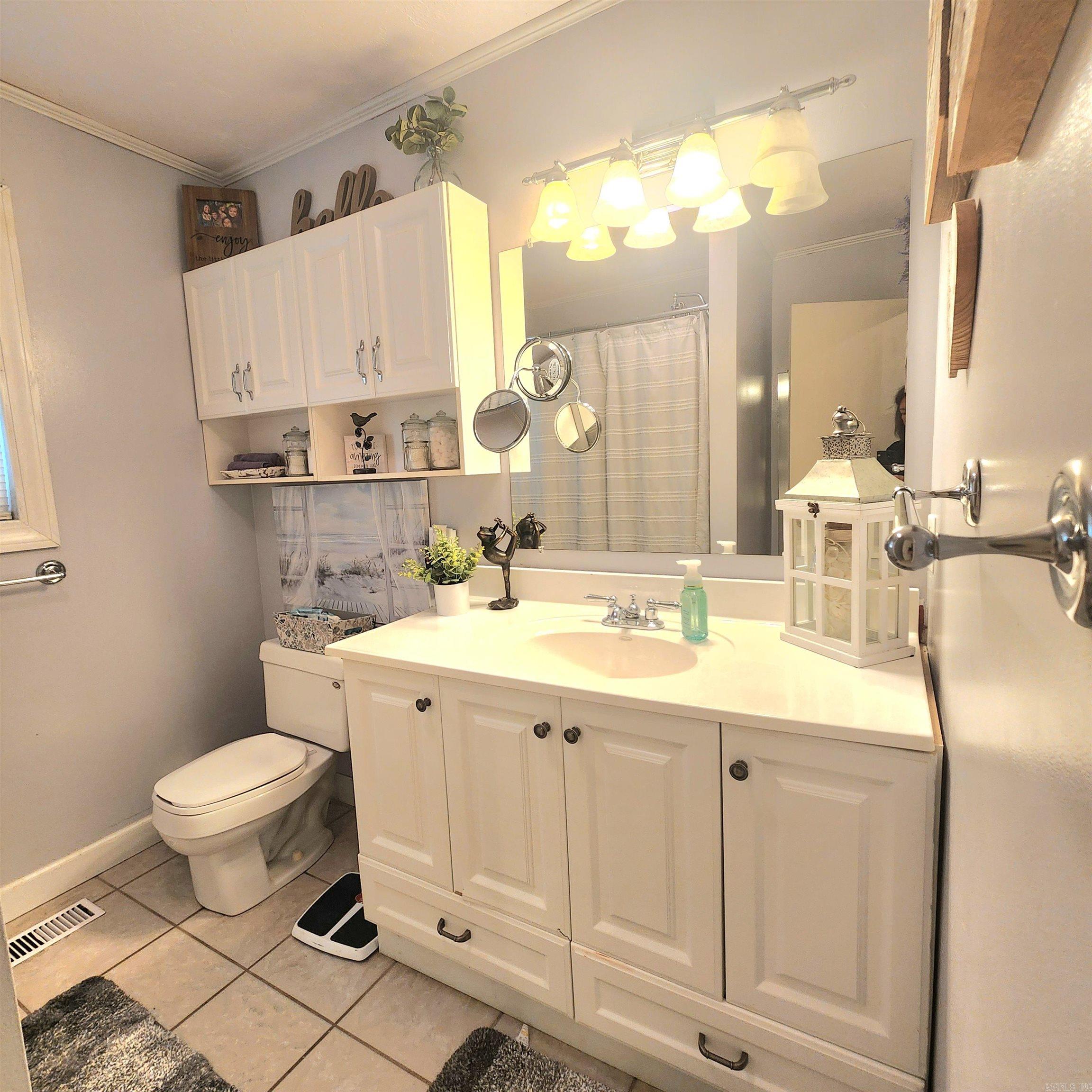 1407 W Front  Heber Springs, AR