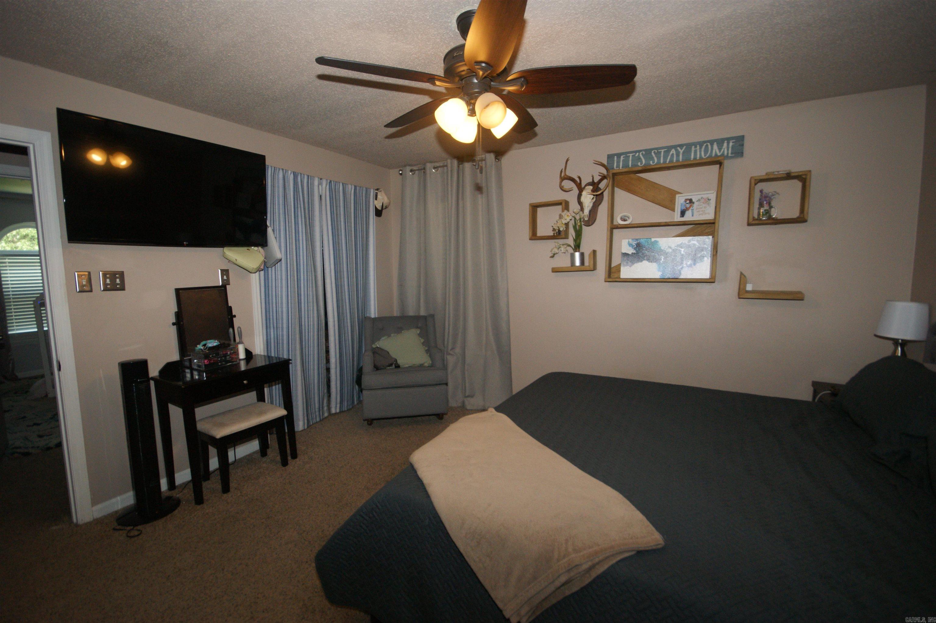 10 Page  Maumelle, AR