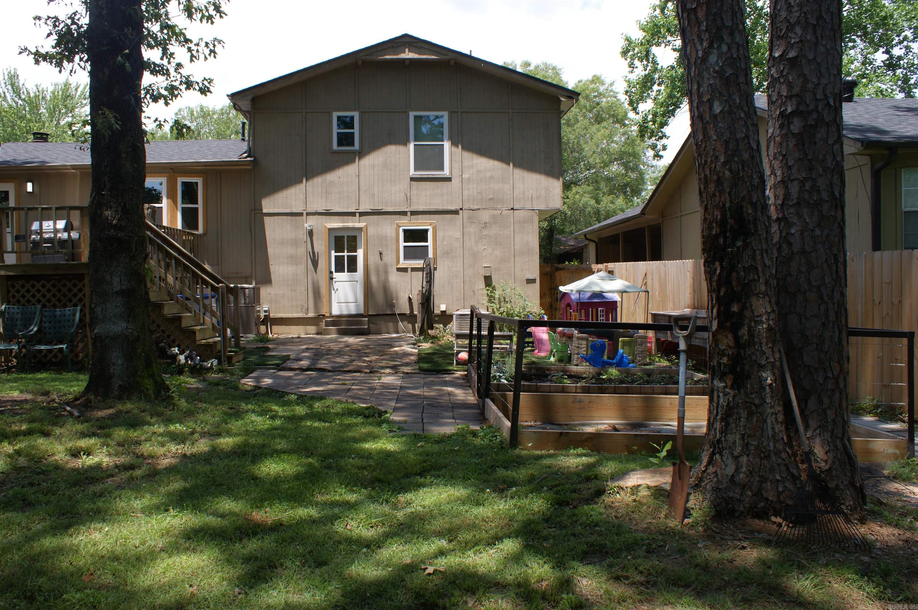 10 Page  Maumelle, AR