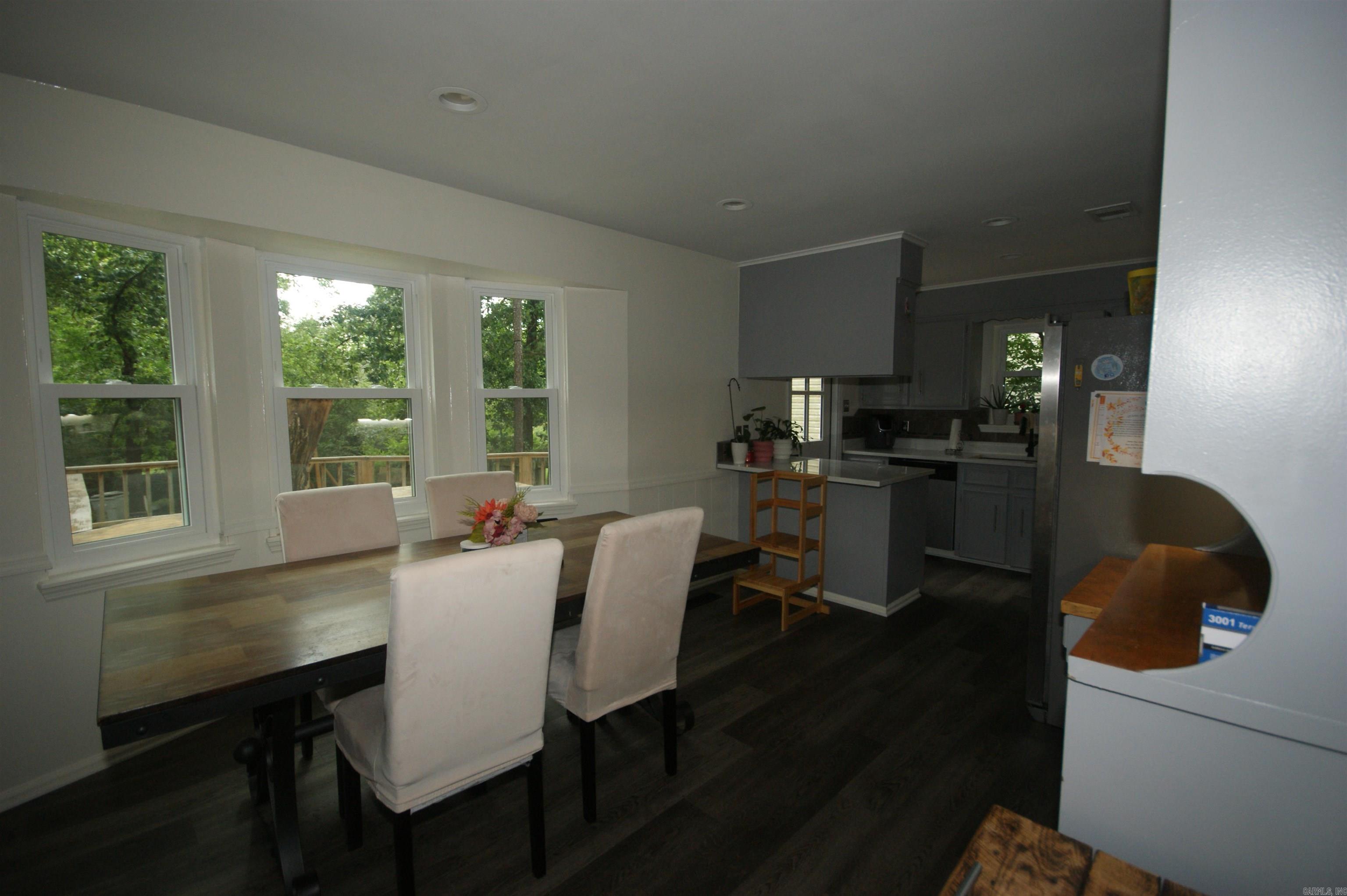 10 Page  Maumelle, AR