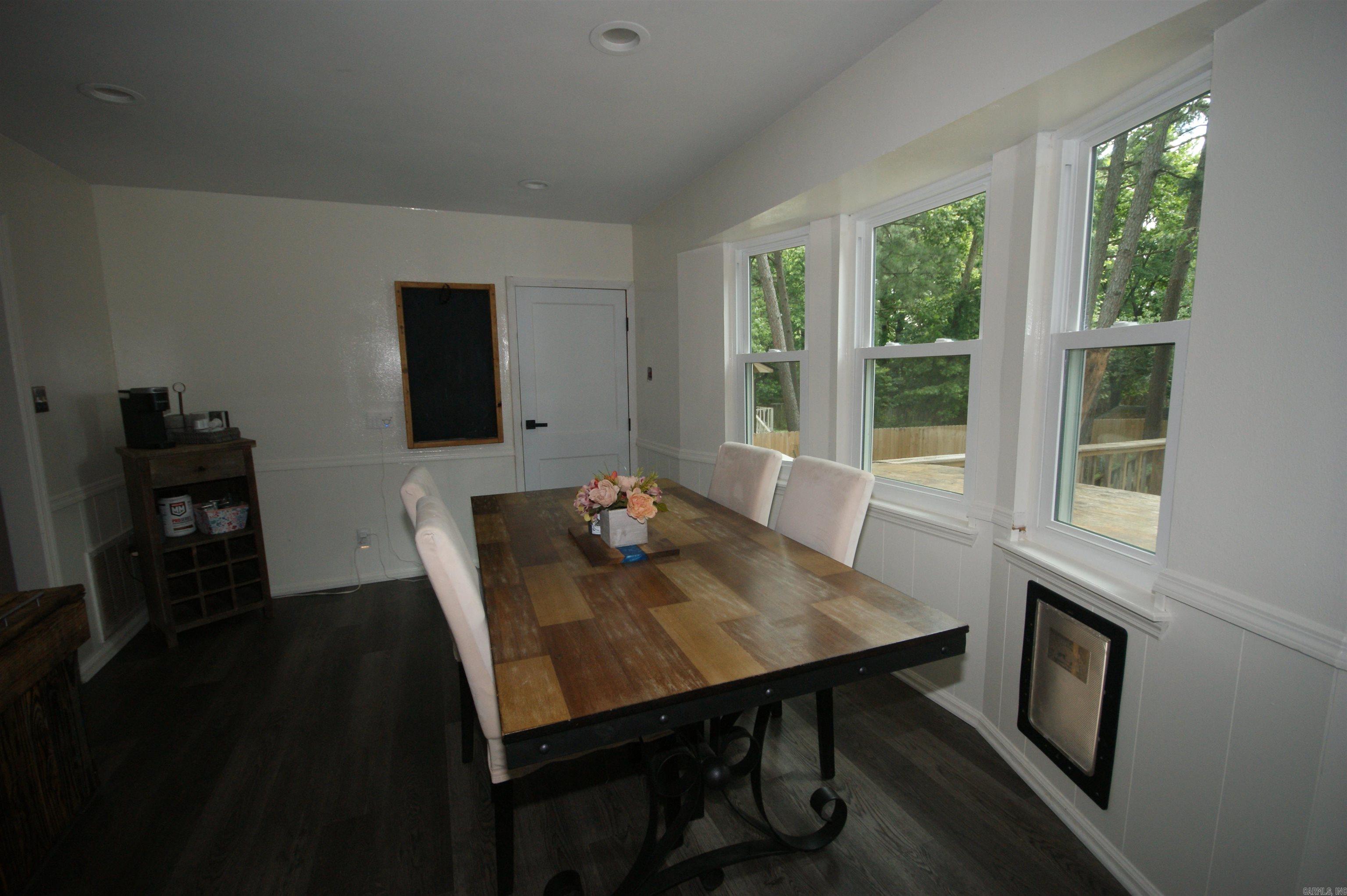 10 Page  Maumelle, AR
