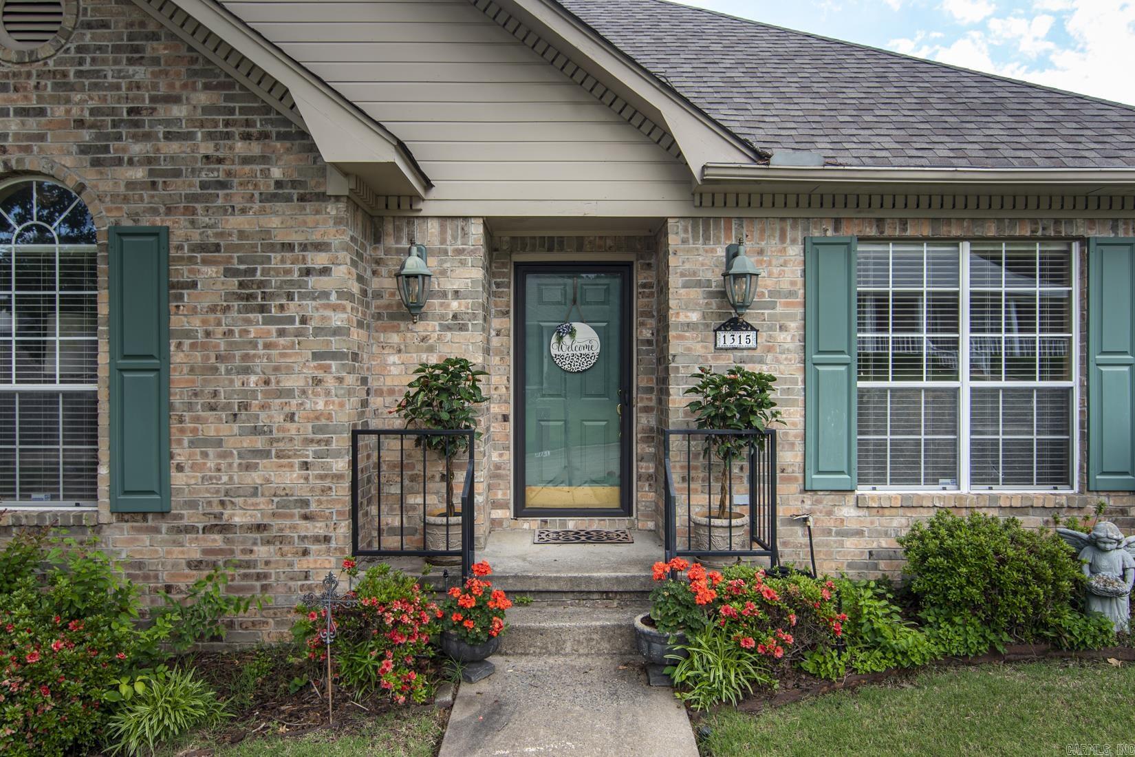 1315 GLENEAGLES COURT  Little Rock, AR