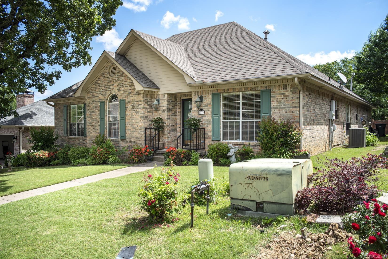 1315 GLENEAGLES COURT  Little Rock, AR