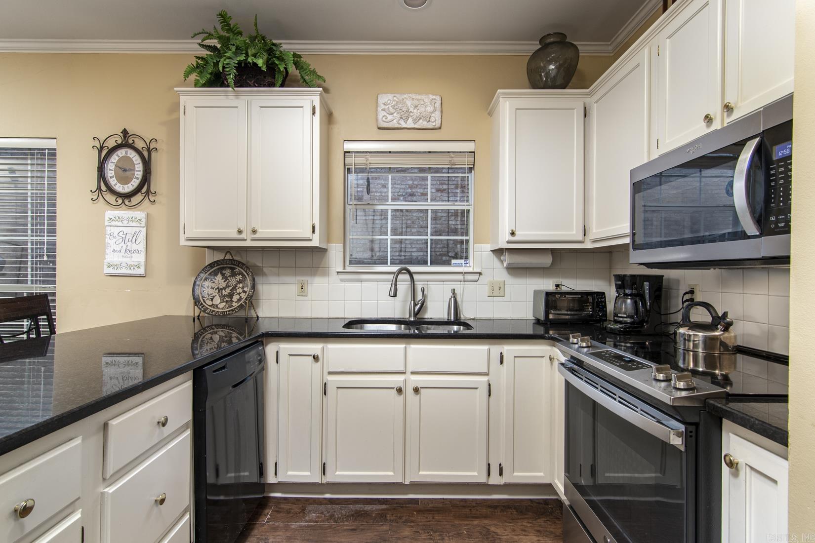 1315 GLENEAGLES COURT  Little Rock, AR