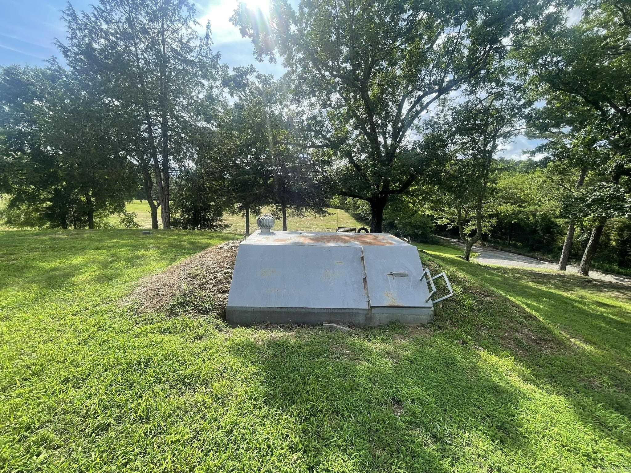 430 Polk Road 65  Mena, AR
