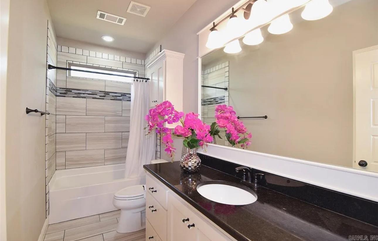 1730 Helen Lane Bentonville, AR 72713