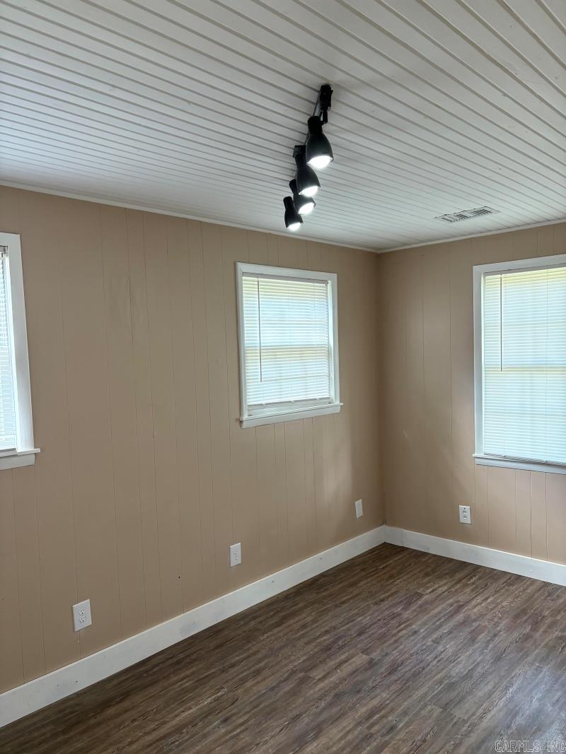 1304 N 6th Blytheville, AR 72315