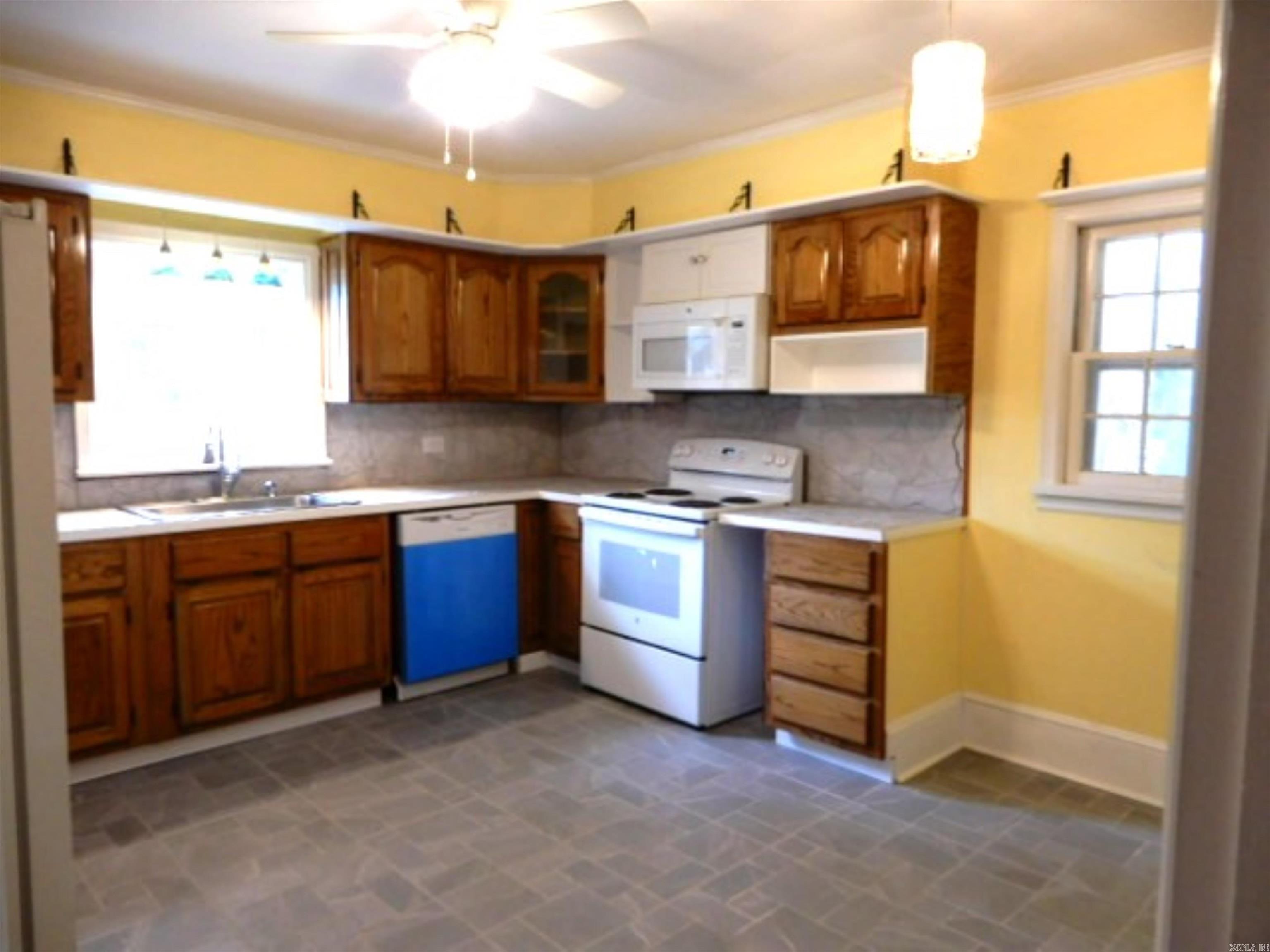 1304 N 6th  Blytheville, AR