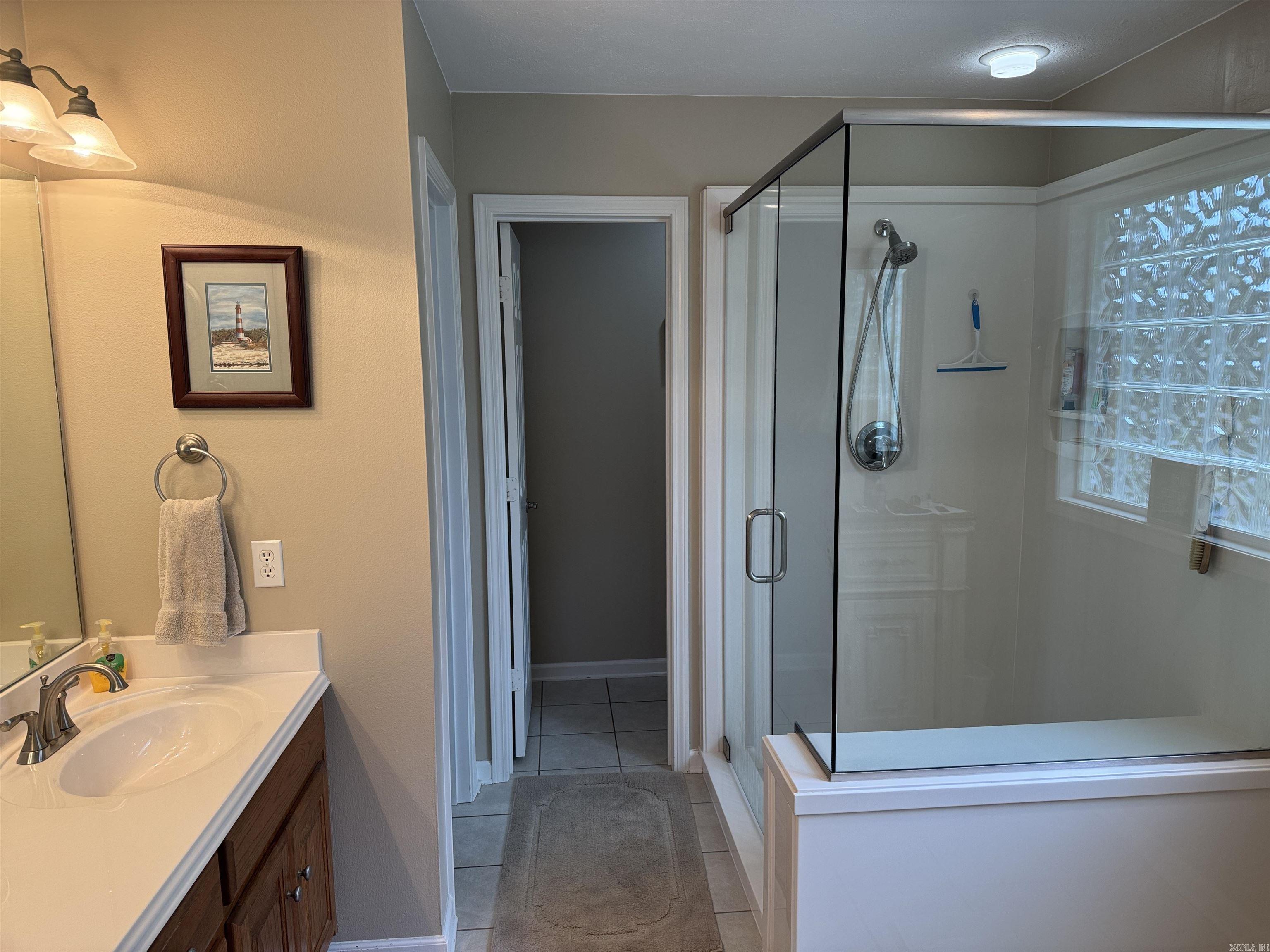 111 Johnston  Greers Ferry, AR