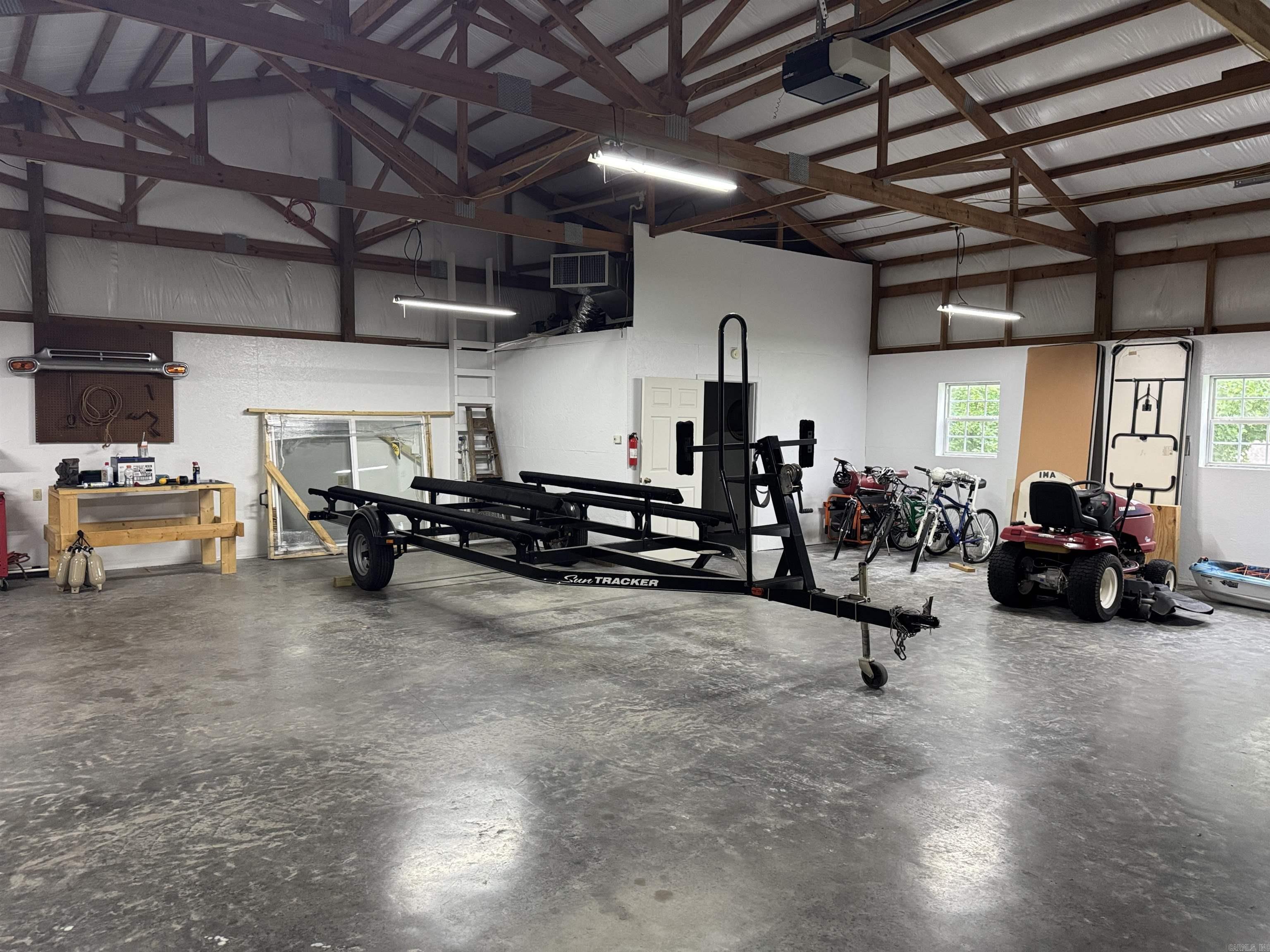 111 Johnston  Greers Ferry, AR
