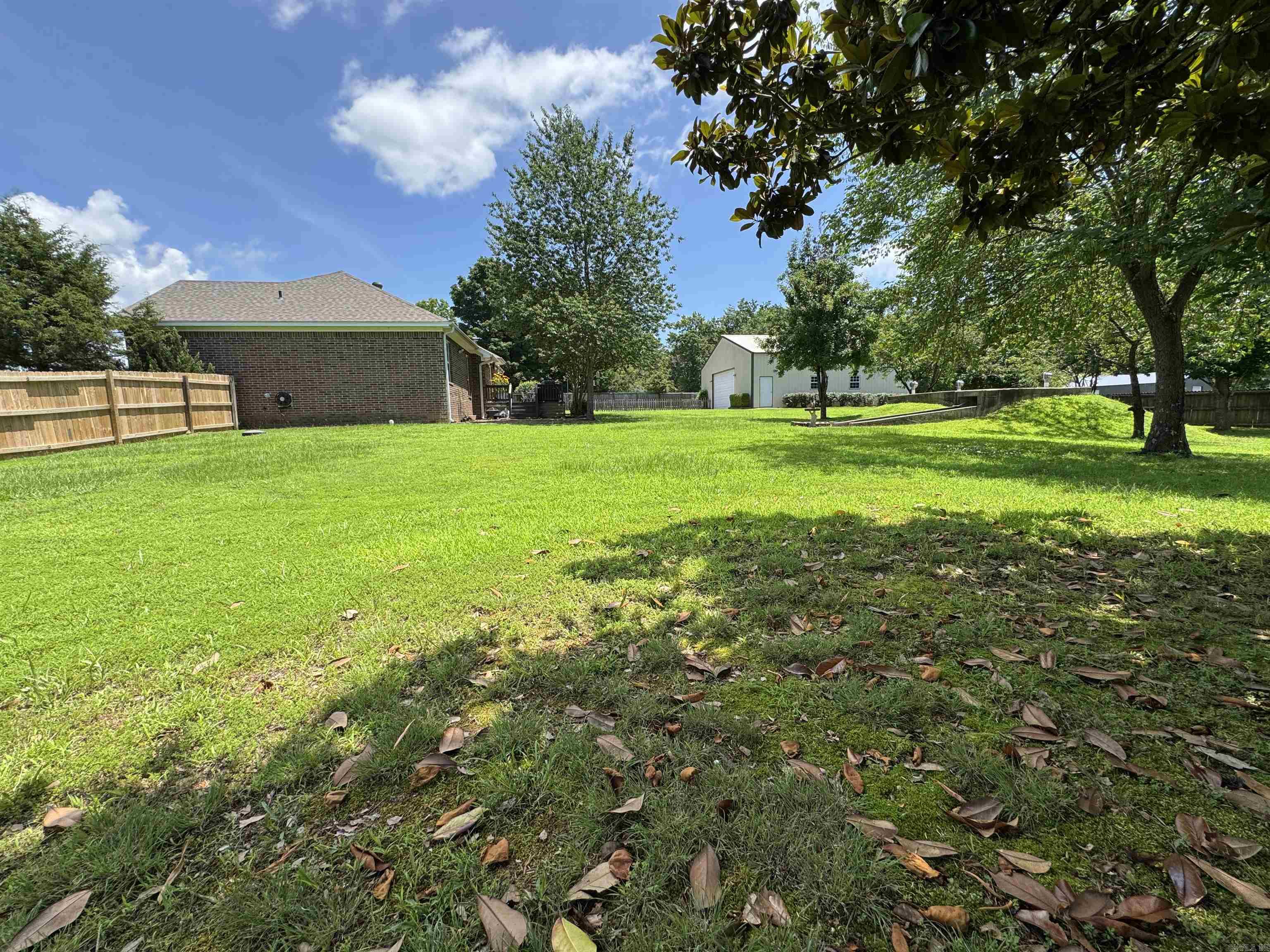 111 Johnston  Greers Ferry, AR