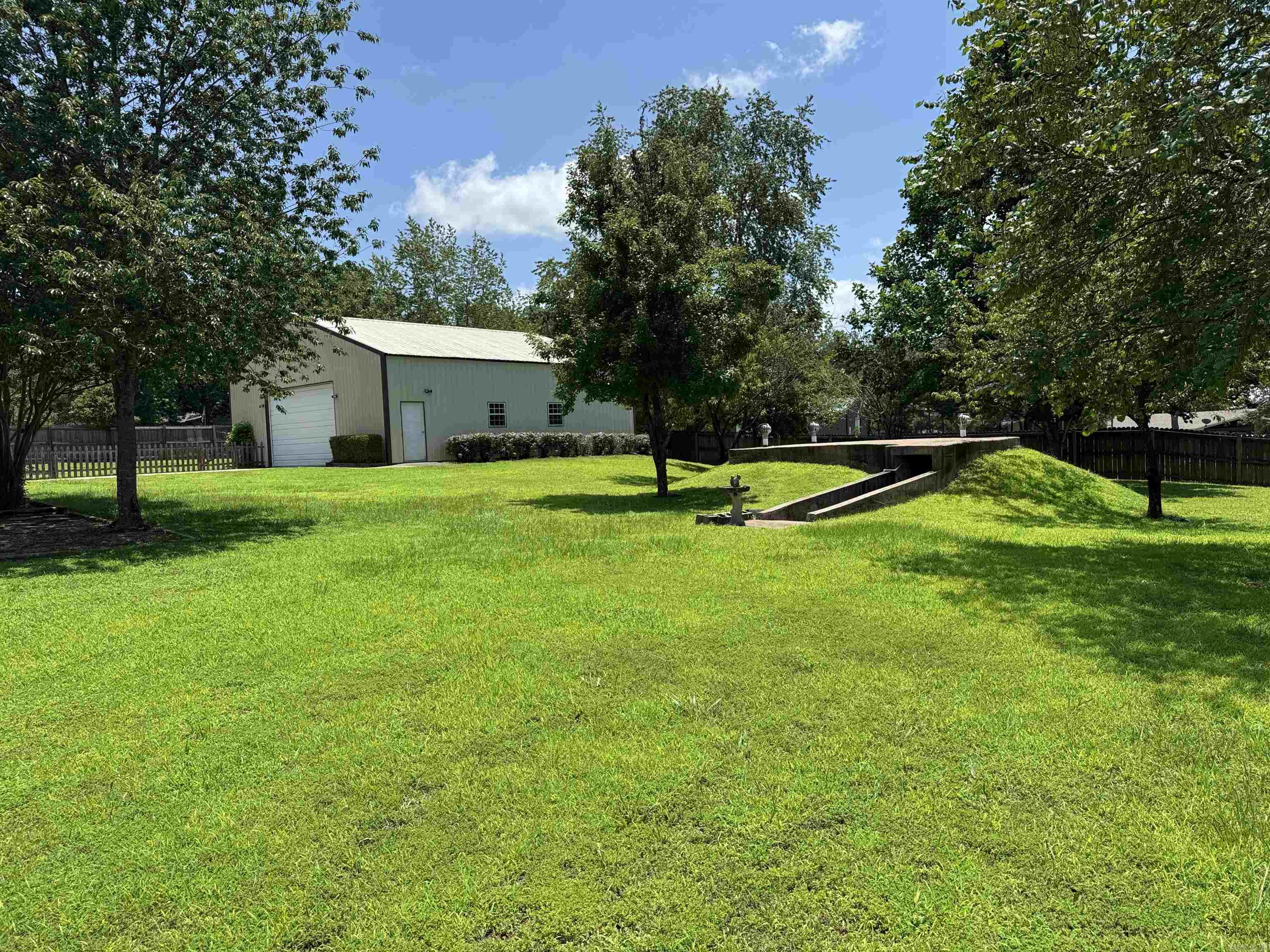 111 Johnston  Greers Ferry, AR