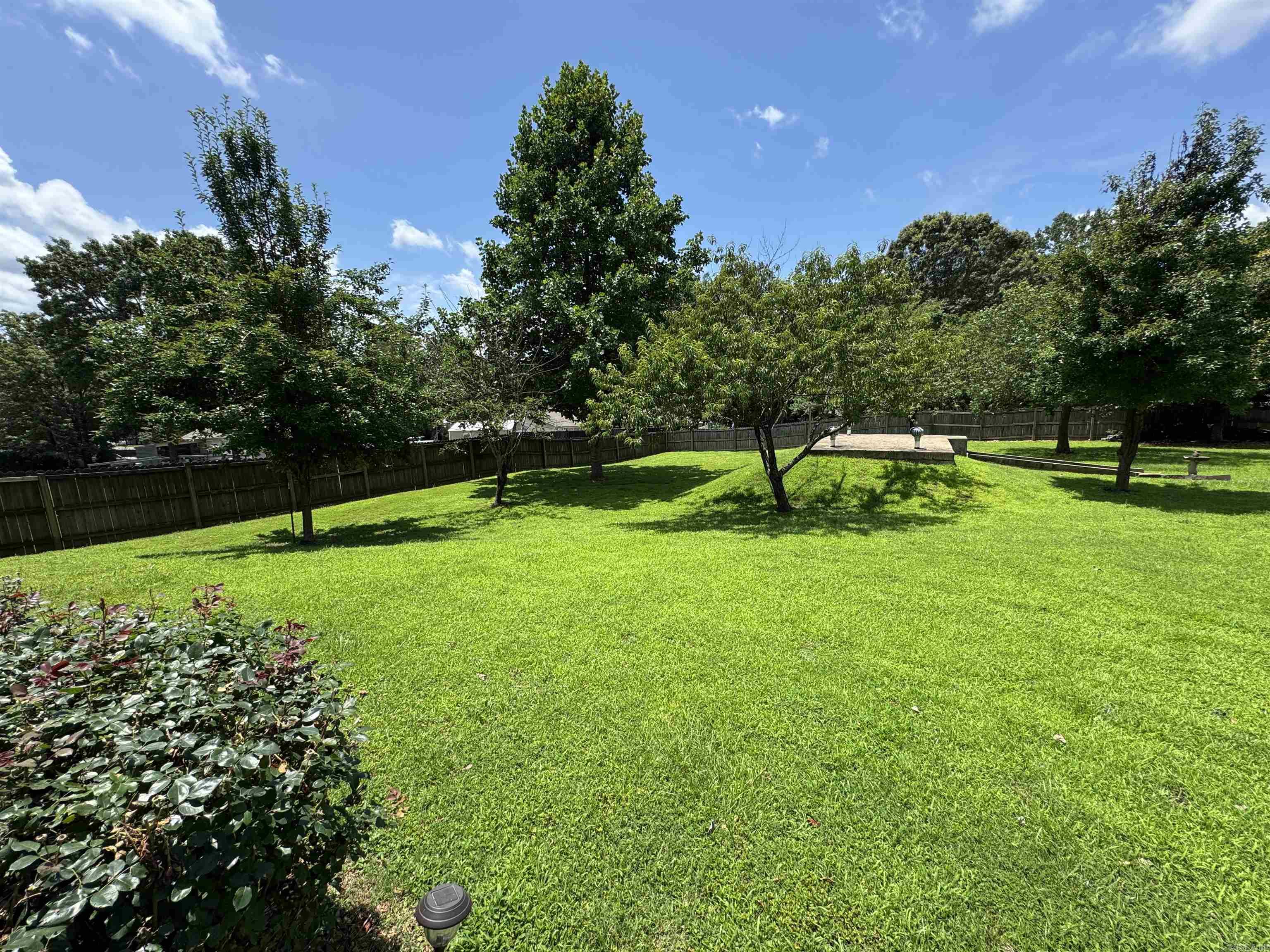 111 Johnston  Greers Ferry, AR