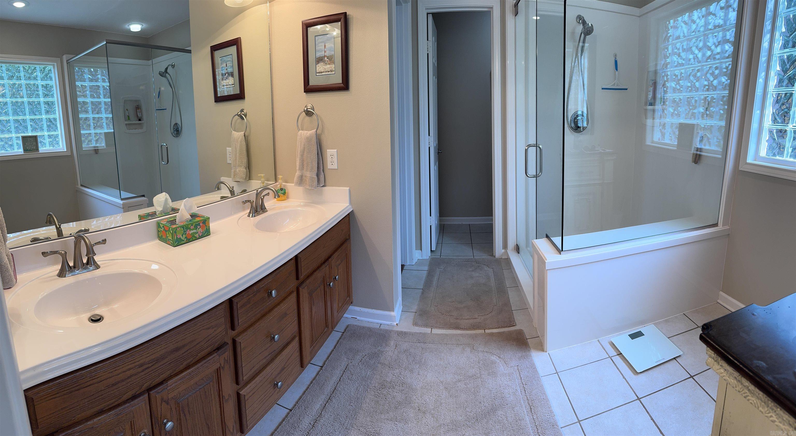 111 Johnston  Greers Ferry, AR