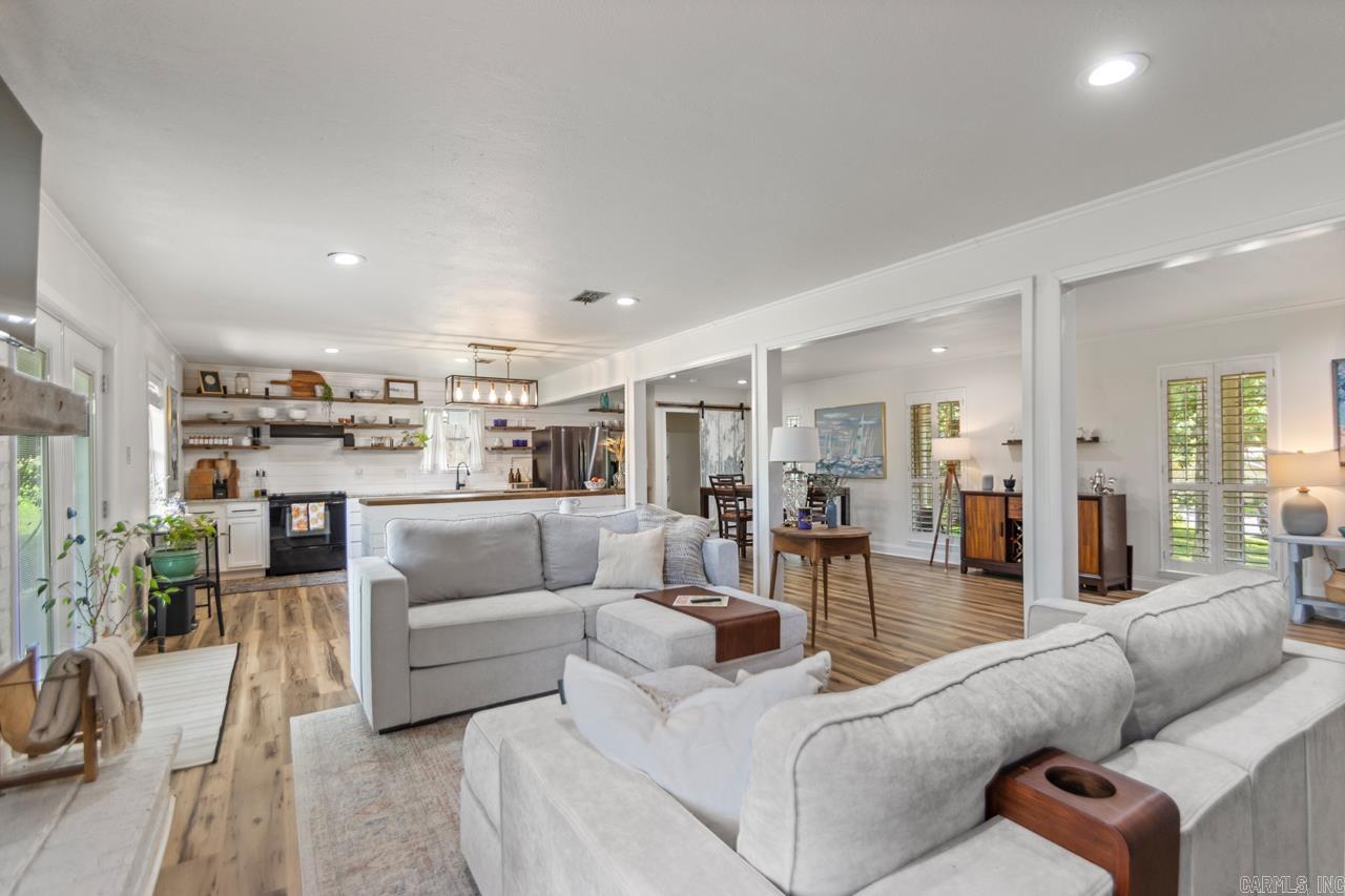 4 Coachlight Circle Little Rock, AR 72227