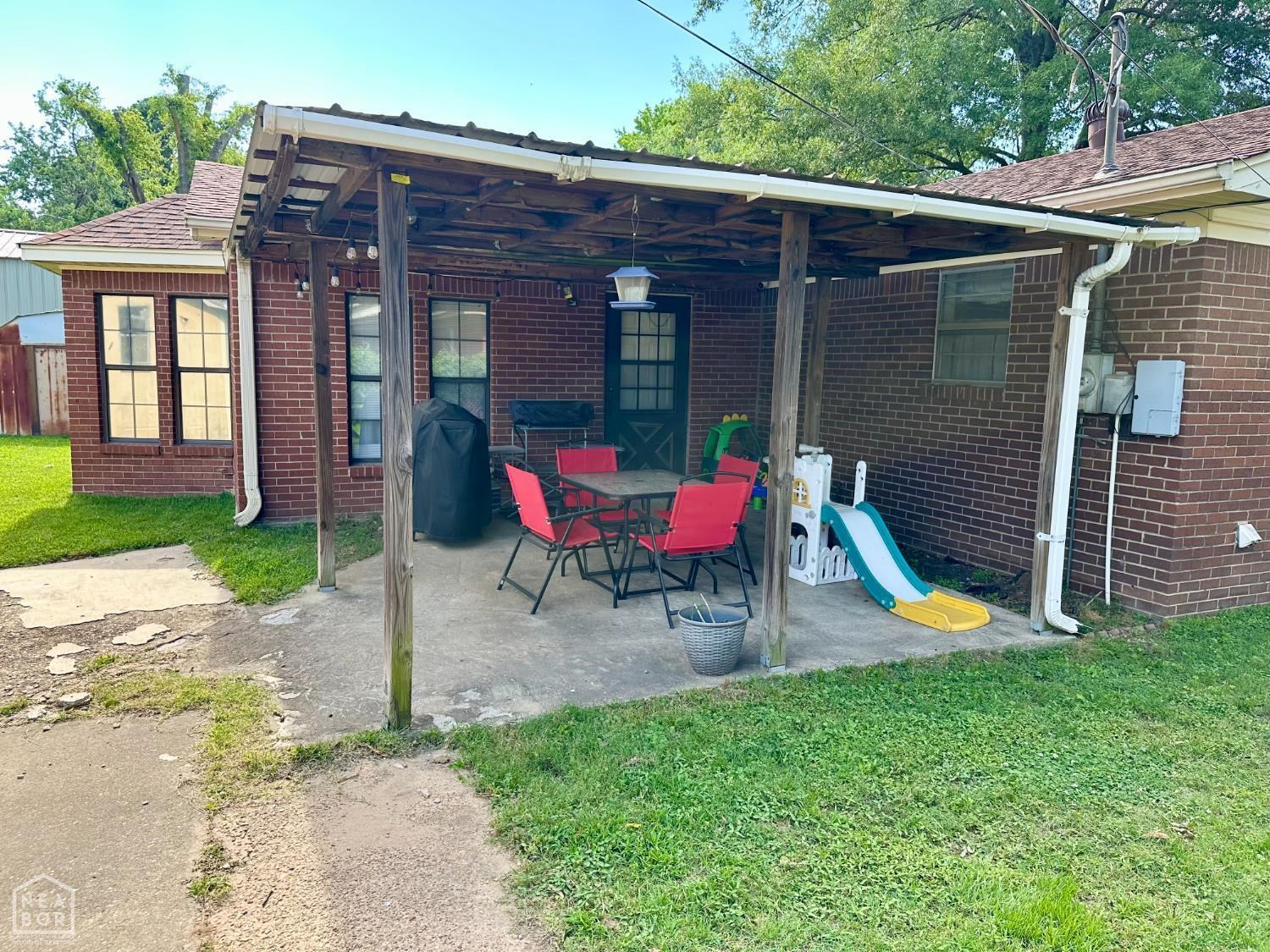 1101 Dealyn  Lake City, AR