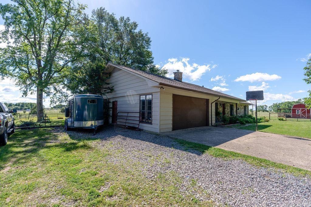 212 Wolf Branch Road  Greenbrier, AR