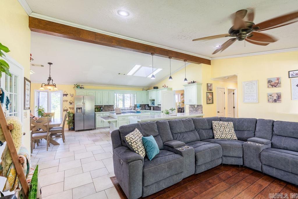 212 Wolf Branch Road  Greenbrier, AR
