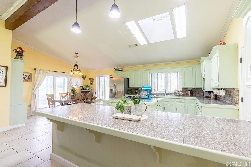 212 Wolf Branch Road  Greenbrier, AR