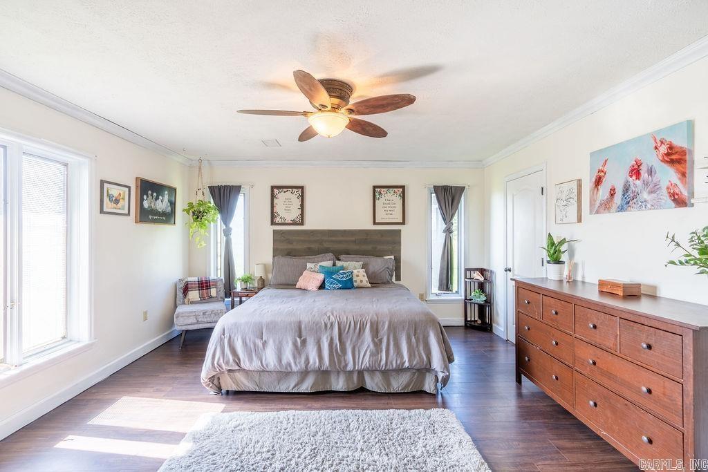 212 Wolf Branch Road  Greenbrier, AR