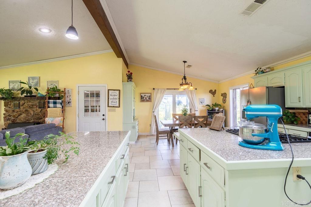 212 Wolf Branch Road  Greenbrier, AR